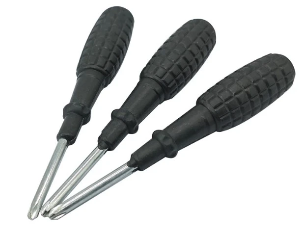 Hand grenade handle screwdriver Hand grenade handle screwdriver